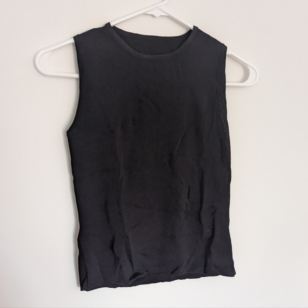 Black sleeveless top